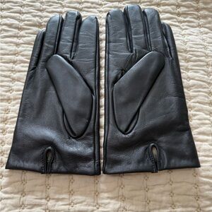 Downholme Black Sheepskin Leather Gloves Cashmere Lined New in Box —Perfect Gift